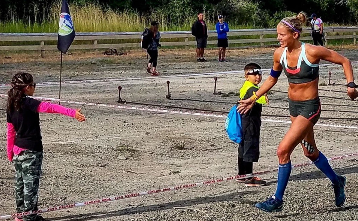 Amelia Boone running