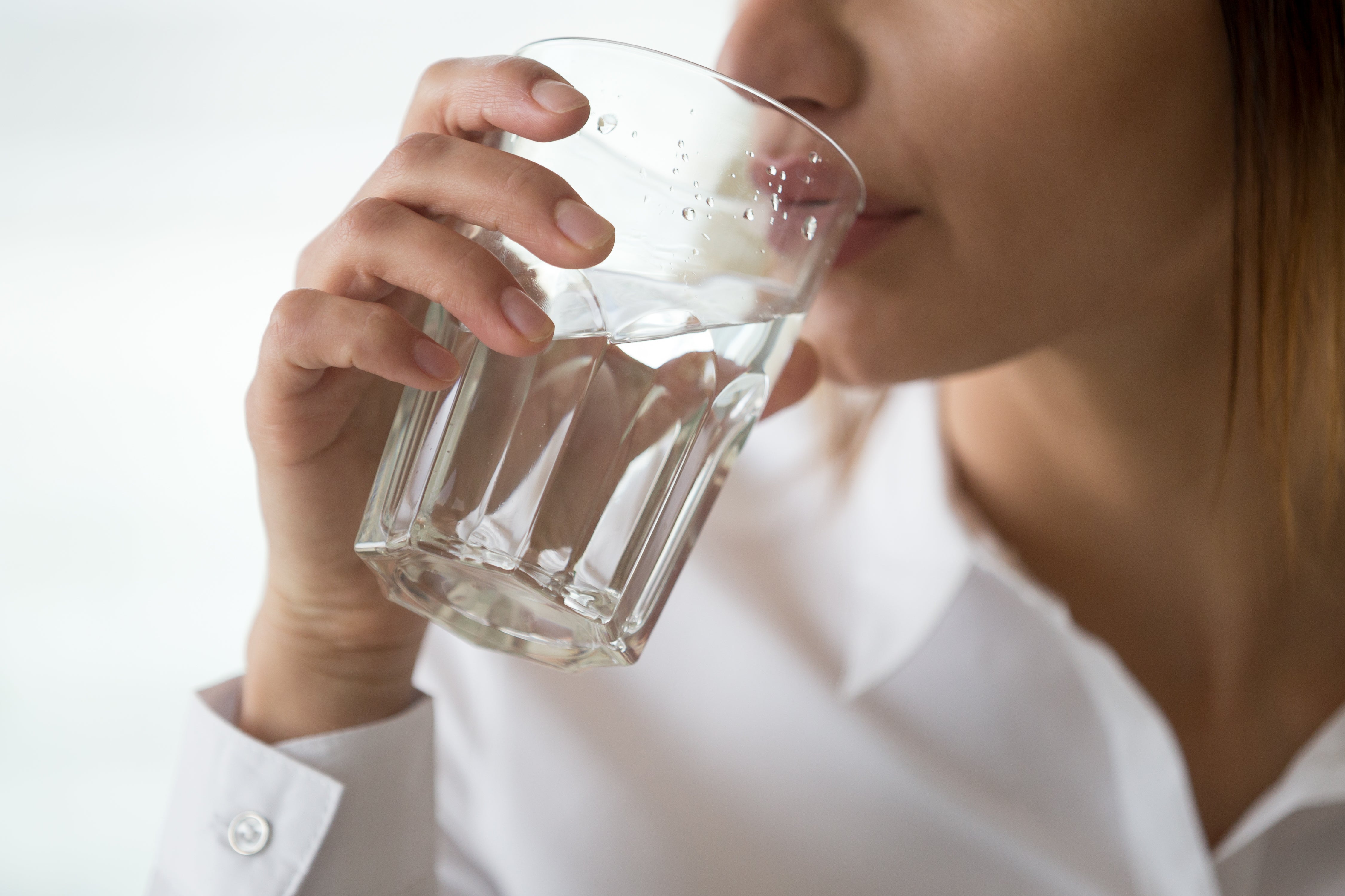 6 Insider Hydration Tips from a Dietitian