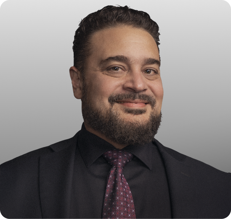 a portrait of Dr Elyaman